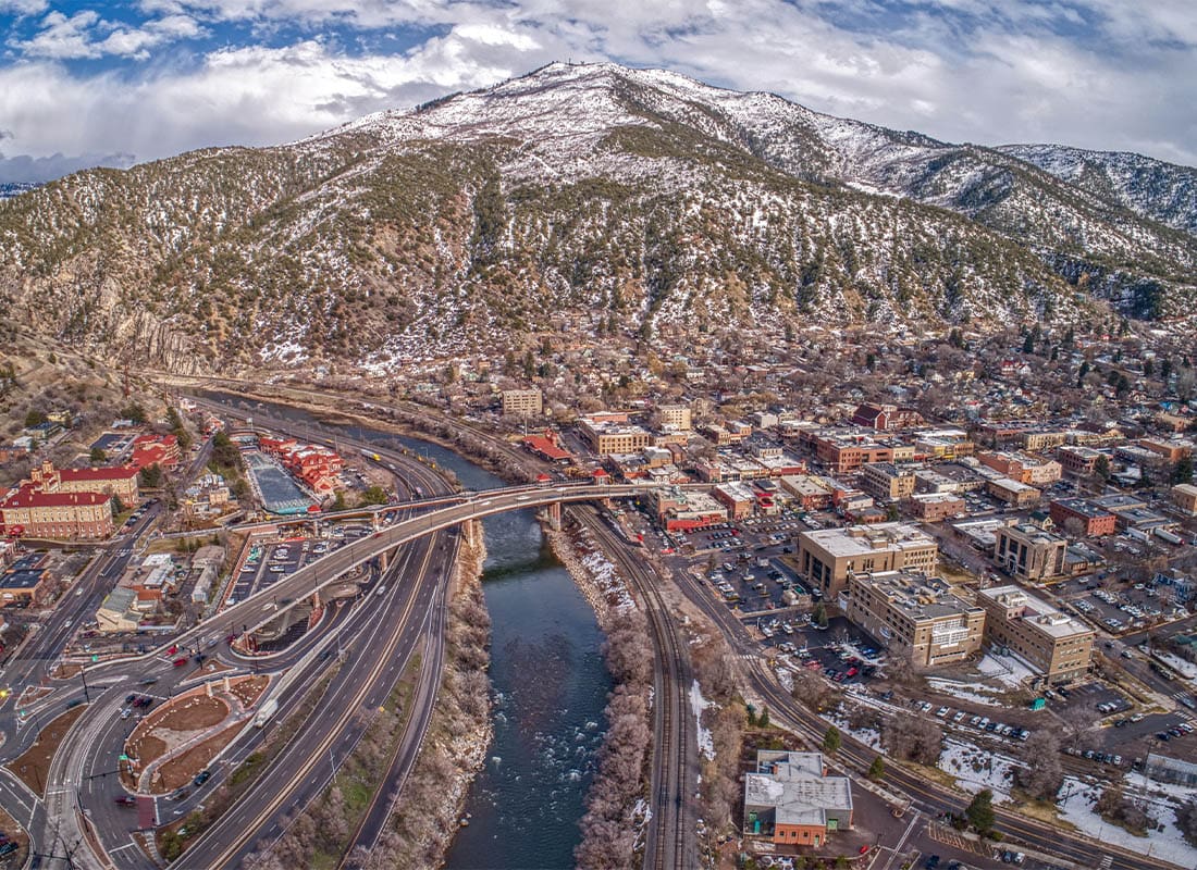 Glenwood Springs, CO - Glenwood Springs is a Community in the Mountains of Colorado Where Two Rivers Meet